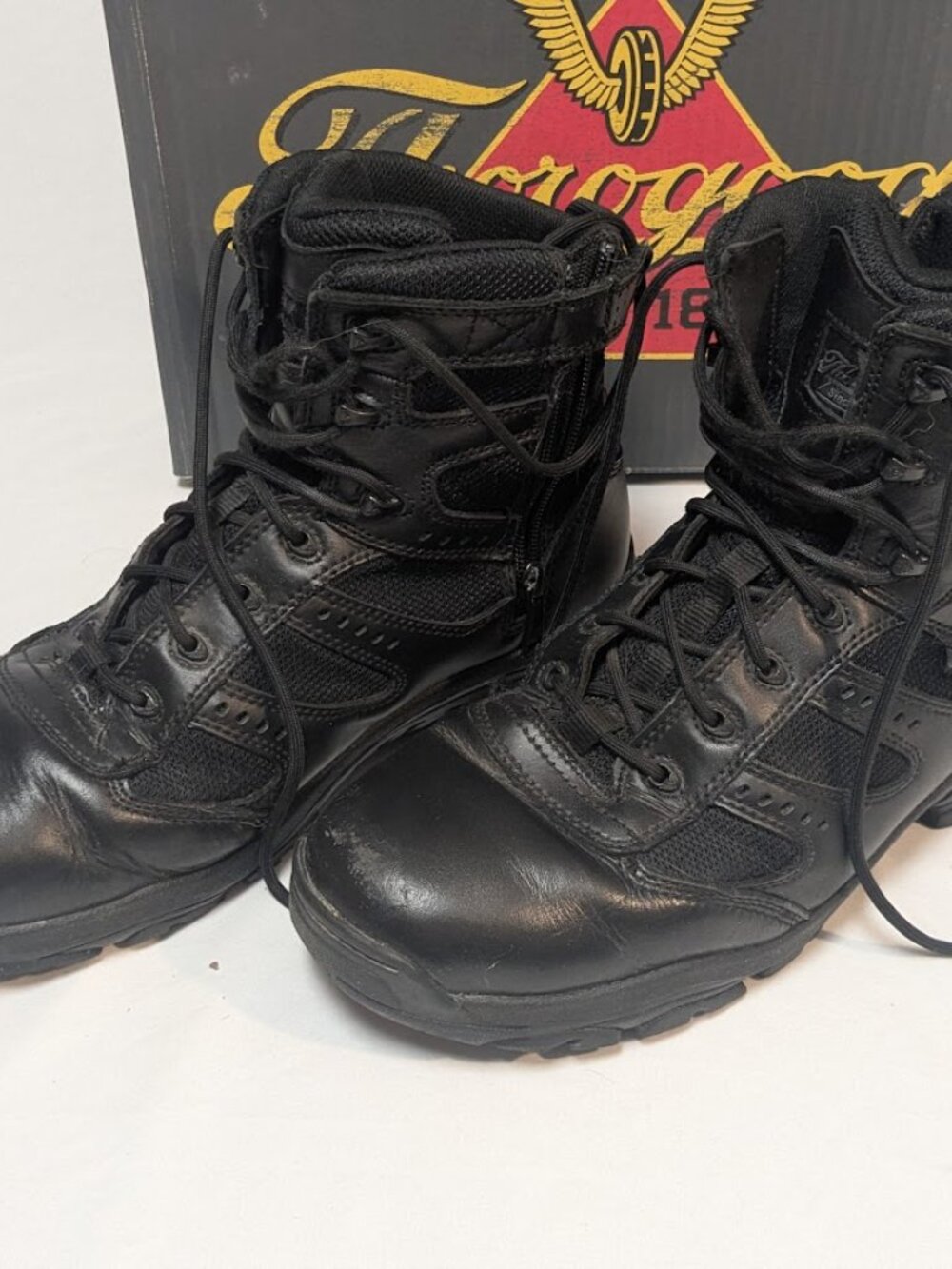 Thorogood 834‑6218 Waterproof Tactical Side Zip Boots Mens 10.5 XW - Picture 3 of 9